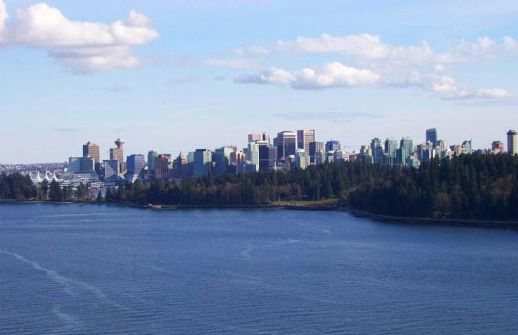 VANCOUVER-SKYLINE-SPRING